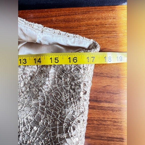 Camille de Vie Gold and White halter short Homecoming or Sweet 16 size 13/14 - Picture 10 of 12